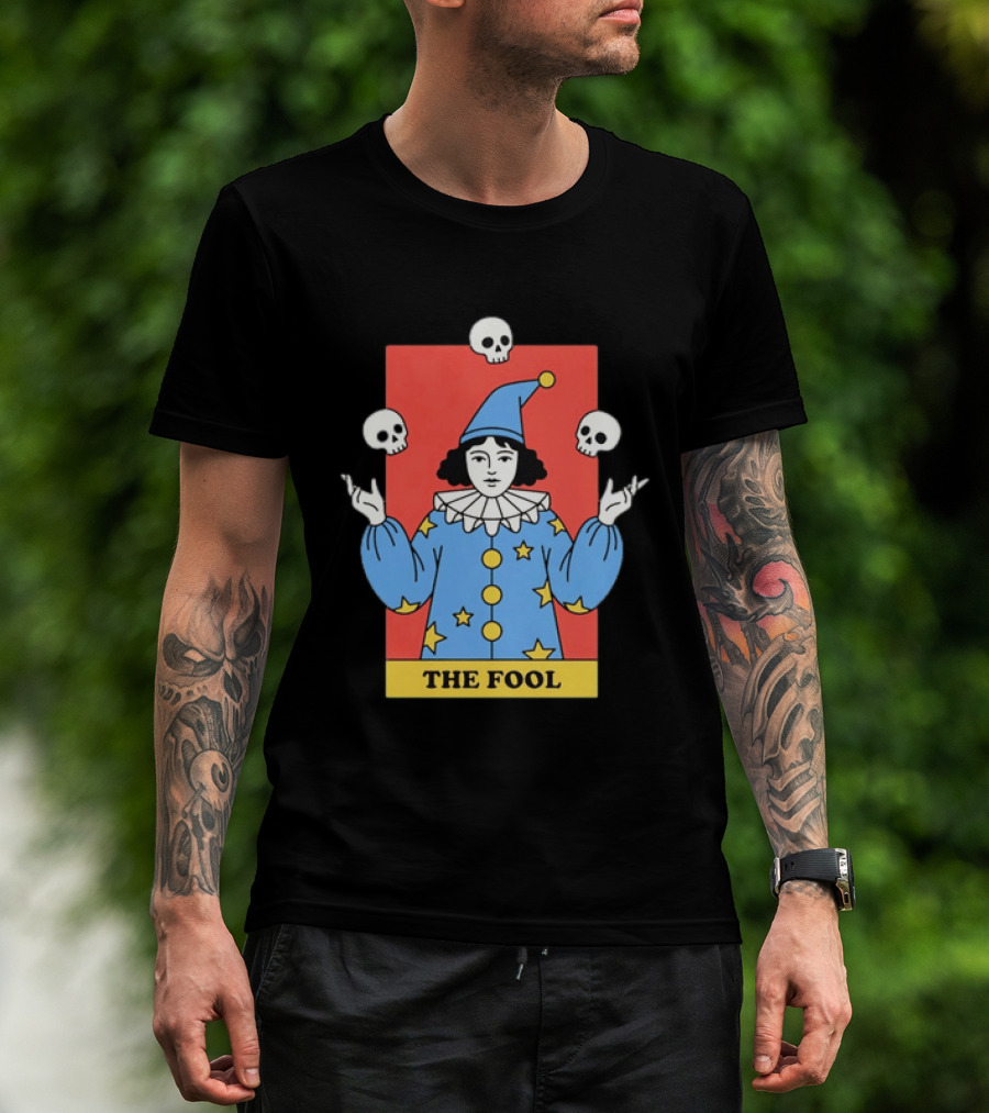 The Fool Tarot Card Jester Juggling Skulls Occult T-Shirt