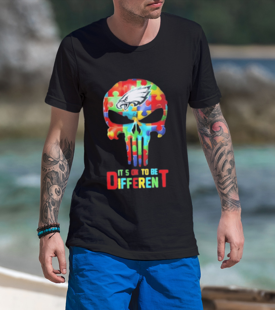 Philadelphia Eagles Skull Puzzle Autism Awareness It's Ok To Be Different T-Shirt