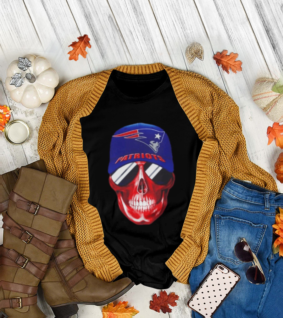New England Patriots Cap Skull Smiling For Fans T-Shirt
