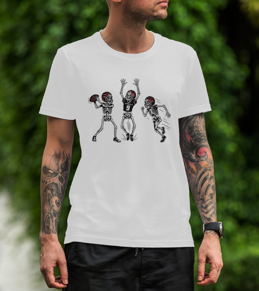Joe Burrow Number 9 Cincinnati Bengals Skeleton Football Players T-Shirt
