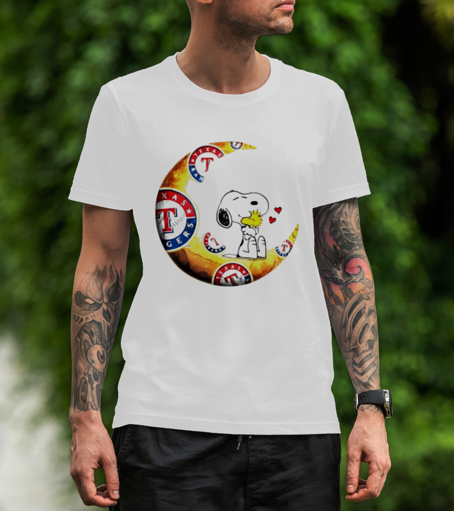 Snoopy Woodstock Texas Rangers Moon Baseball Fan Celebration T-Shirt