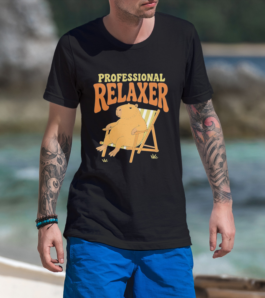 Professional Relaxer Capybara Sitting In Beach Chair T-Shirt