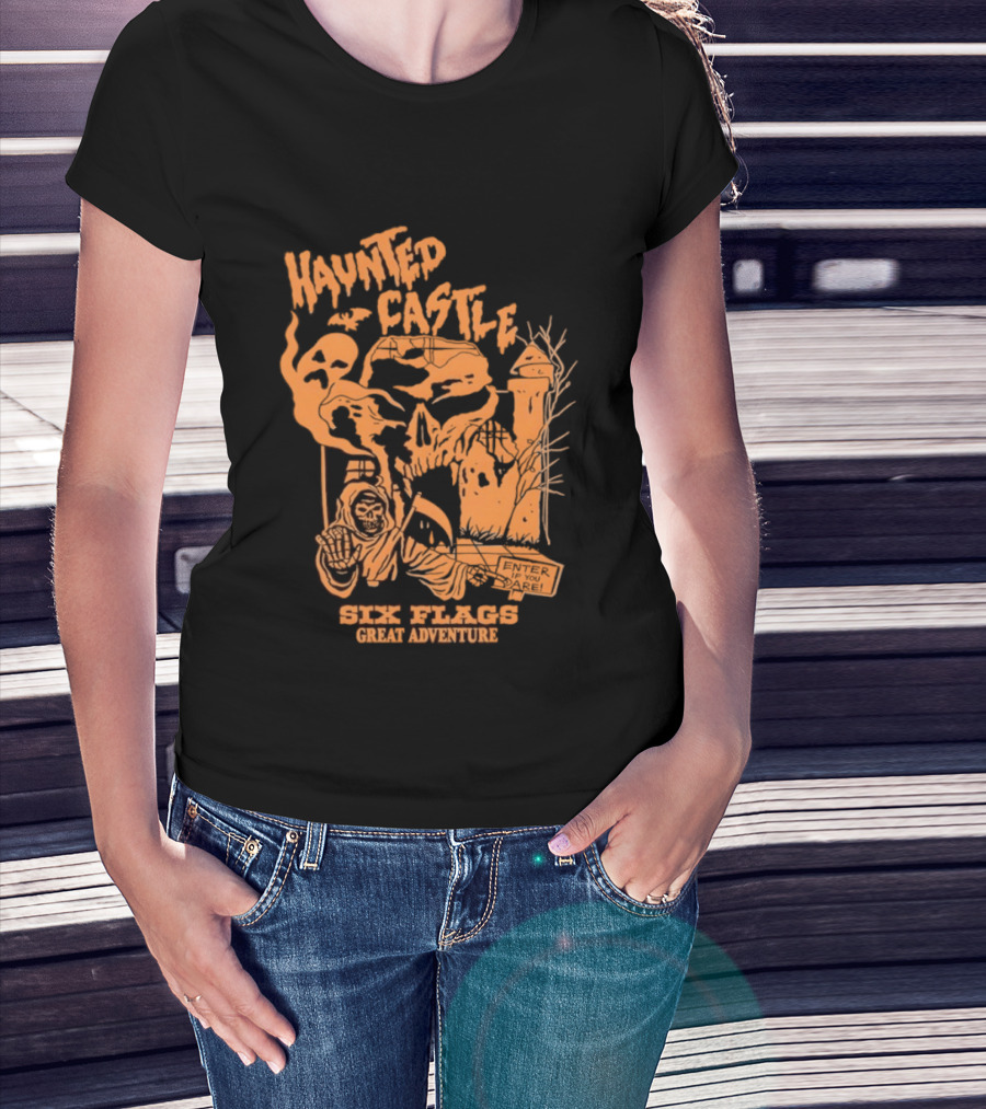 Six Flags Great Adventure Haunted Castle Enter If You Dare Spooky Skeleton And Ghosts T-Shirt