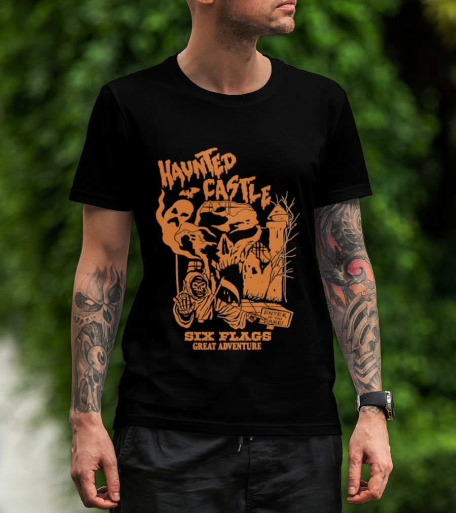 Six Flags Great Adventure Haunted Castle Enter If You Dare Spooky Skeleton And Ghosts T-Shirt