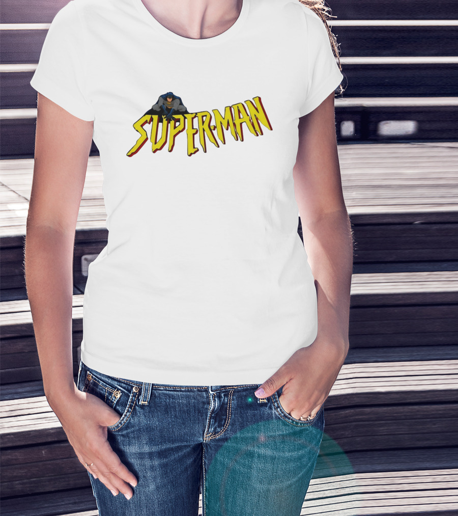 Batman Crouching On Superman Lettering DC Comics T-Shirt
