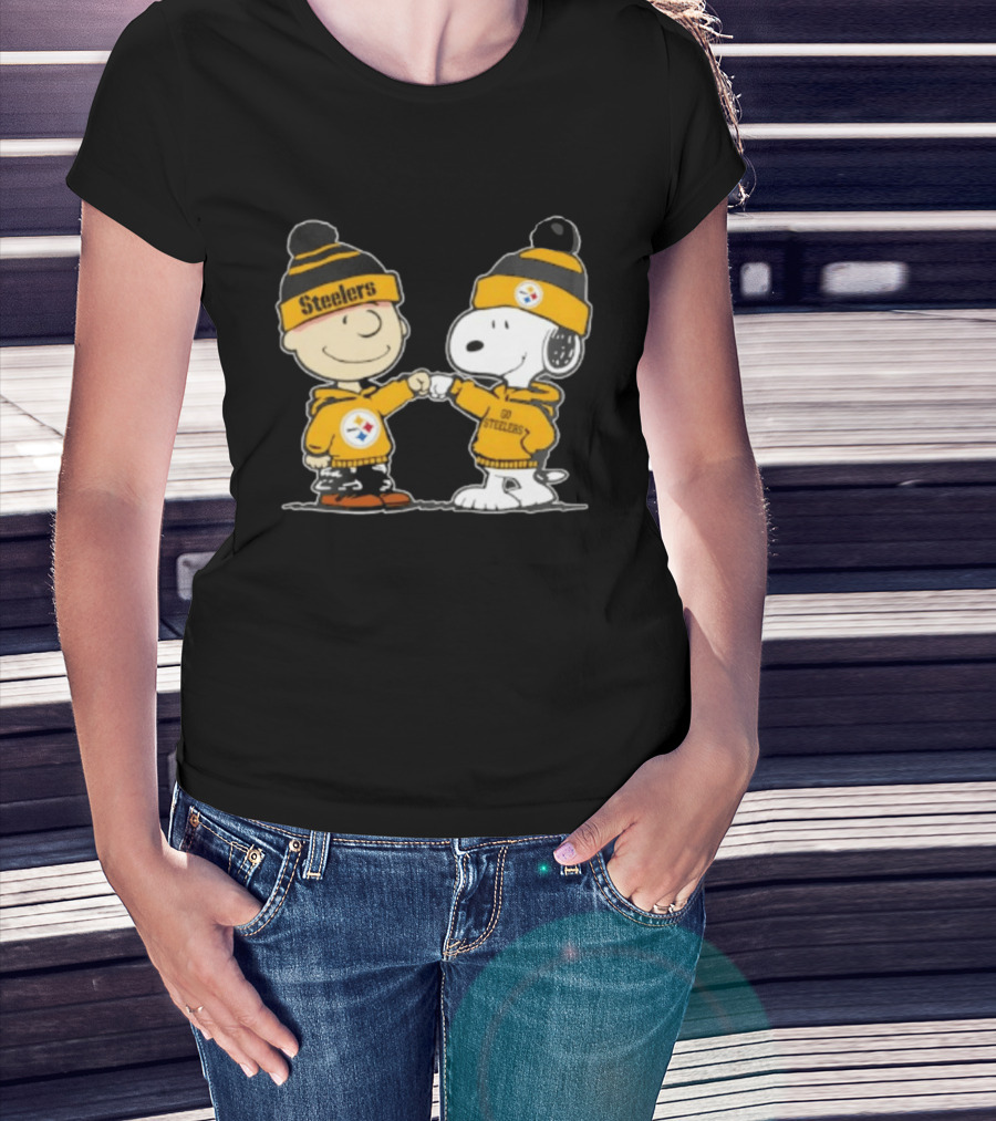 Charlie Brown Snoopy Steelers Best Friends Team Spirit T-Shirt