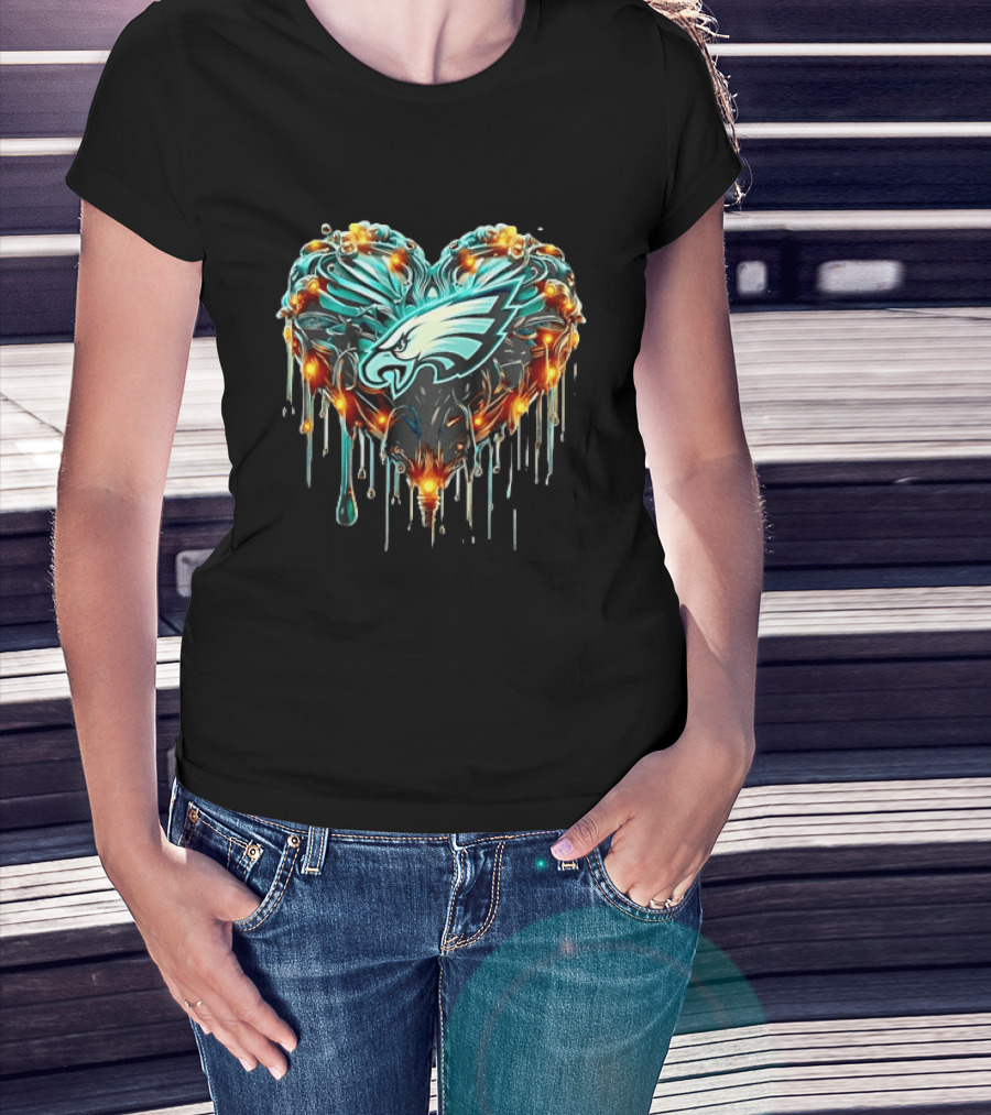 Philadelphia Eagles Heart Caramel Dripping Effect T-Shirt