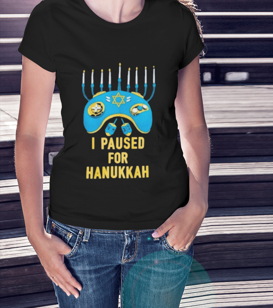 I Paused For Hanukkah Menorah Gaming Controller Star Of David T-Shirt
