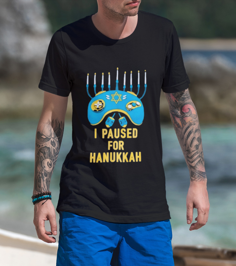 I Paused For Hanukkah Menorah Gaming Controller Star Of David T-Shirt