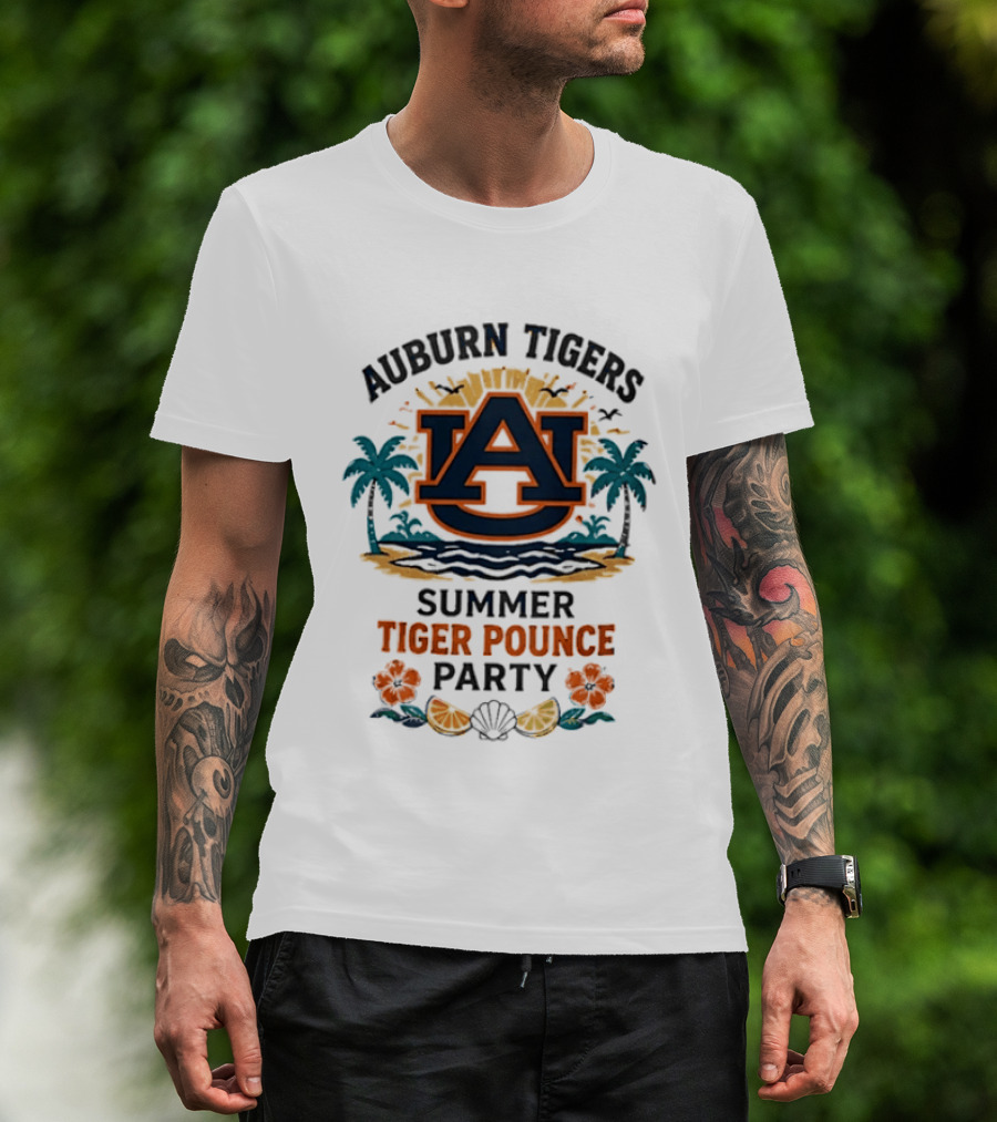 Auburn Tigers Summer Tiger Pounce Party Tropical Beach Scene T-Shirt