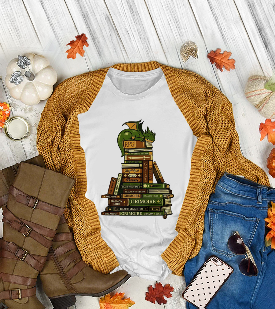 Dragon Resting On RPG Fantasy Grimoire Magic Books Stack T-Shirt