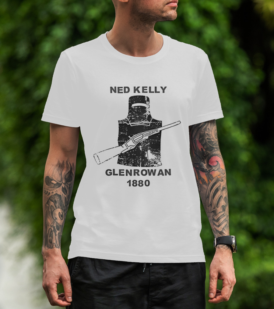 Ned Kelly Glenrowan 1880 Distressed Australian History Iconic Outlaw Image T-Shirt