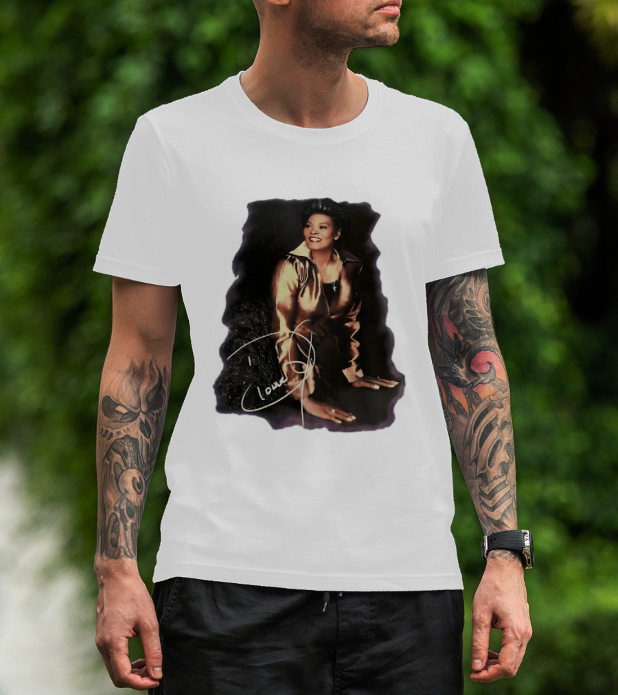 Dionne Warwick Iconic Soul Singer Legend Autographed Image T-Shirt