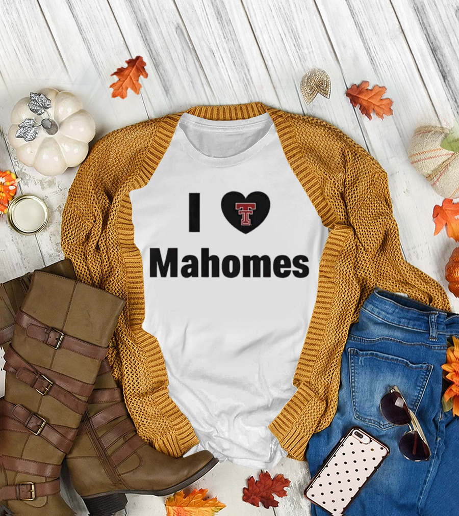 Texas Tech Red Raiders I Love Mahomes Double Heart Black T-Shirt