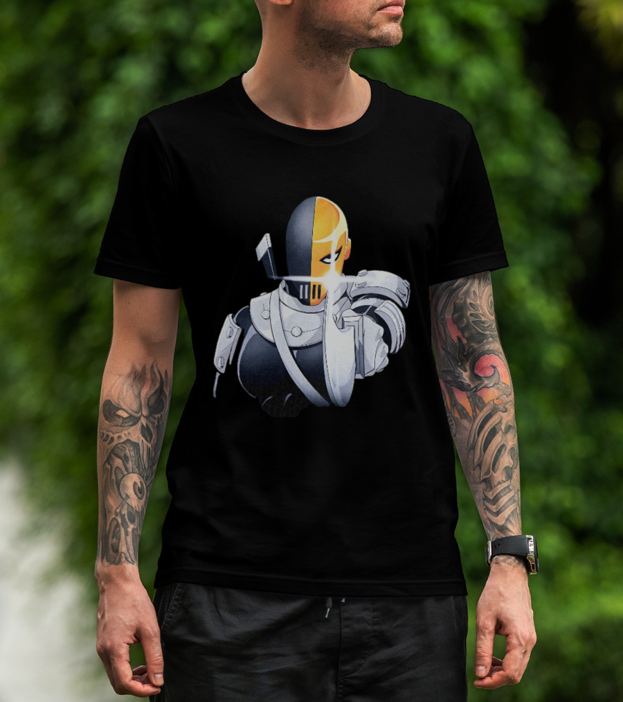 Deathstroke DC Comics Armor Sword Wielding T-Shirt