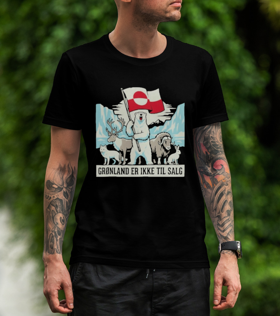Grønland Er Ikke Til Salg Polar Bear Flag Reindeer Musk Ox Arctic Wildlife T-Shirt