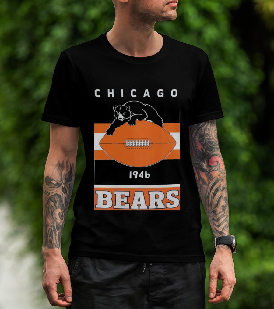 Chicago Bears 1946 Football Vintage Team History T-Shirt