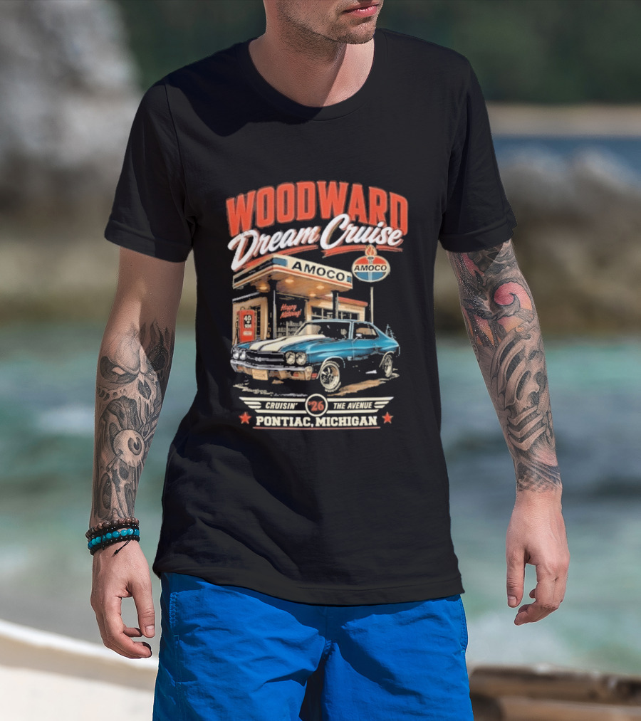 Woodward Dream Cruise Pontiac Michigan Amoco Service Station Classic Car T-Shirt