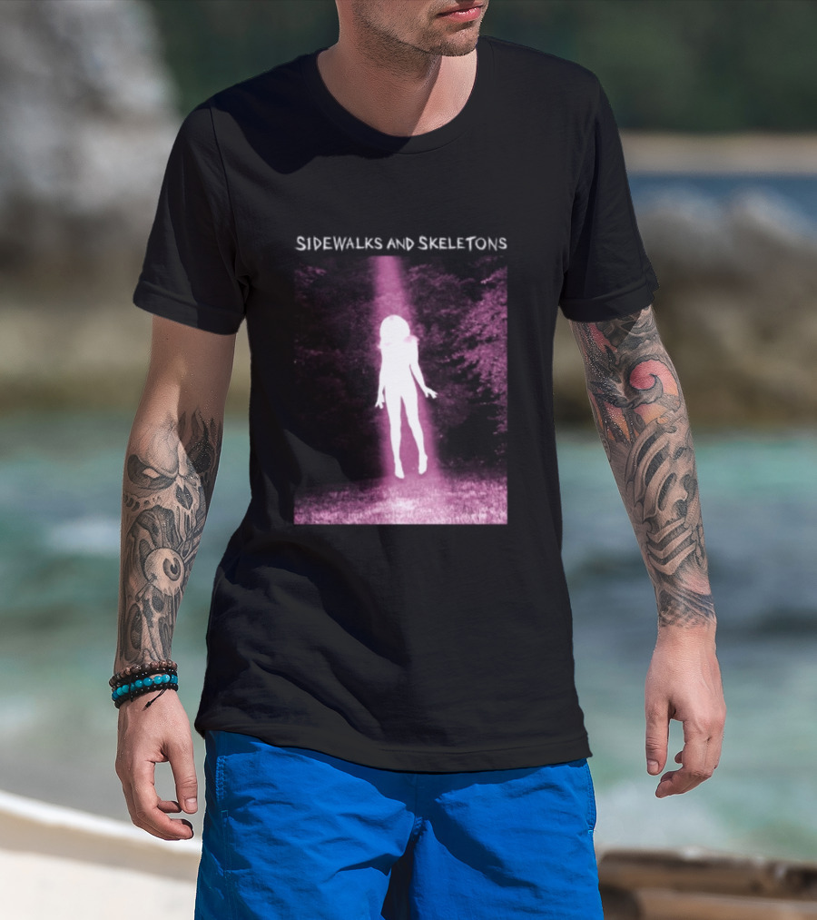 Sidewalks And Skeletons Goth Aesthetic Alien Abduction Vibes T-Shirt