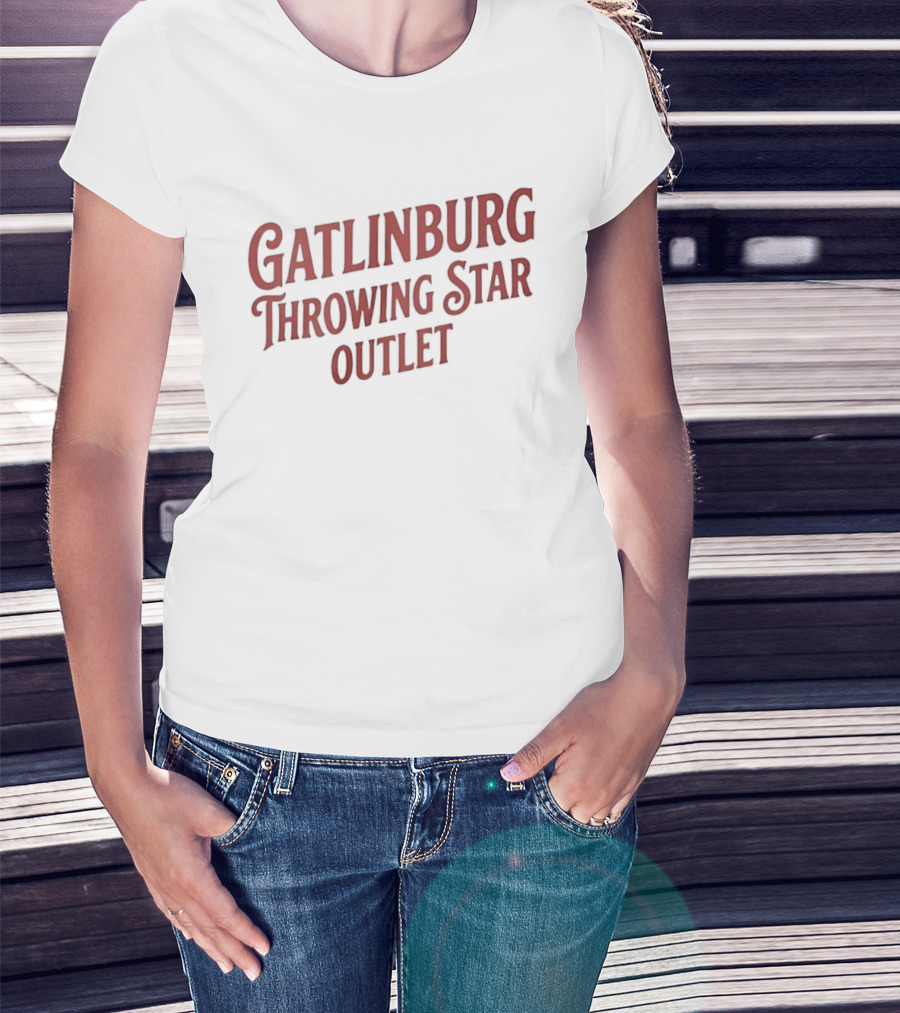 Gatlinburg Throwing Star Outlet Novelty T-Shirt