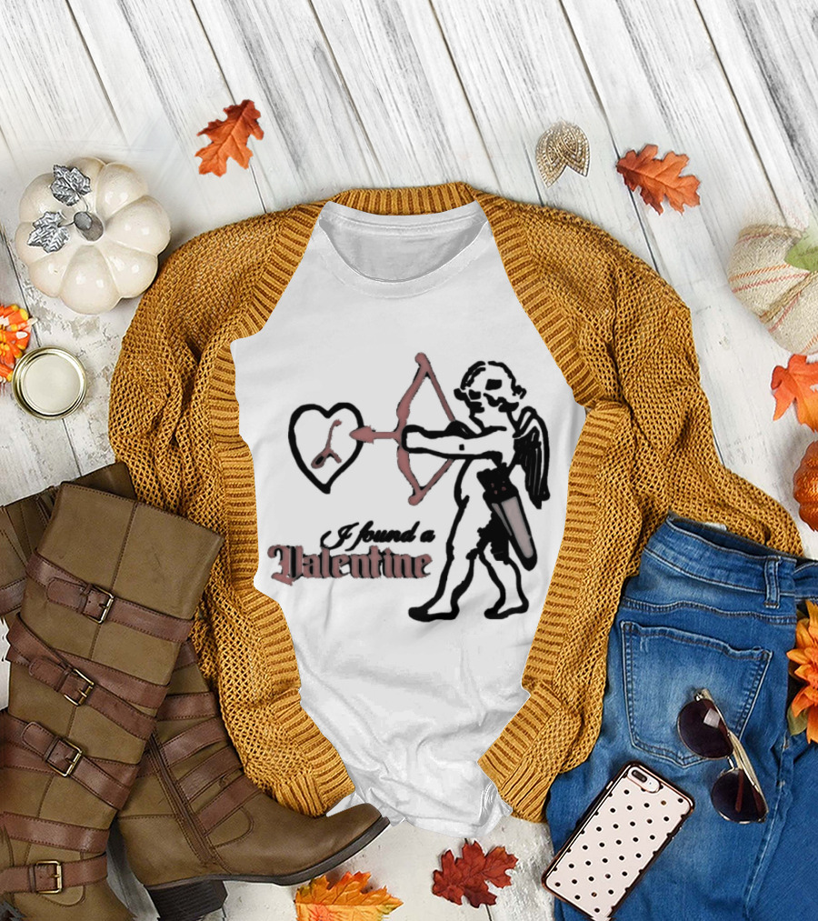 I Found A Valentine Cupid With Heart And Letter L T-Shirt