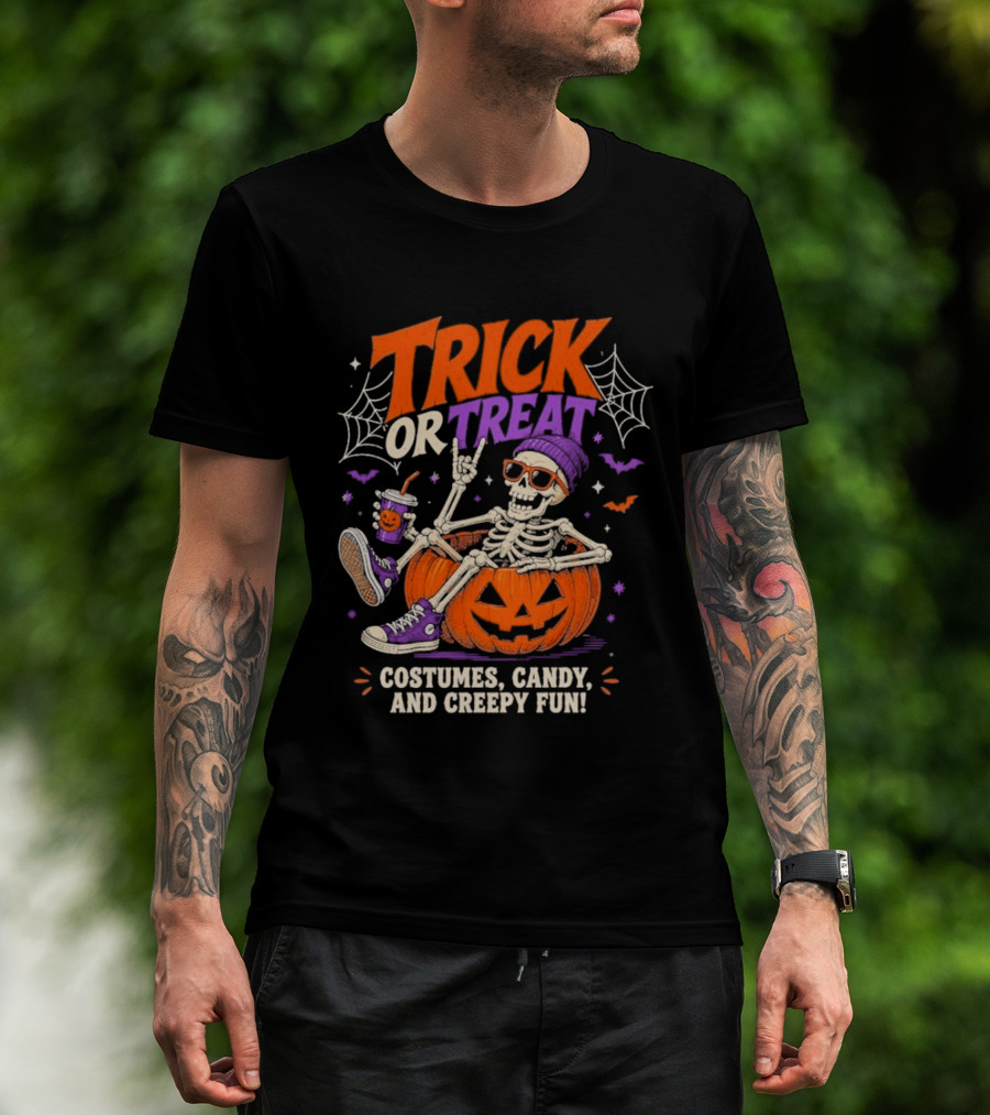 Skeleton Trick Or Treat Costumes Candy And Creepy Fun Halloween Party T-Shirt