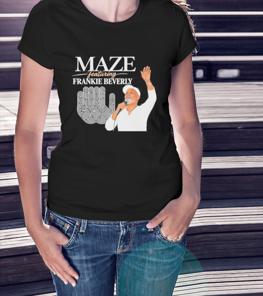 Maze Featuring Frankie Beverly White Outfit Microphone Performance Iconic Image T-Shirt