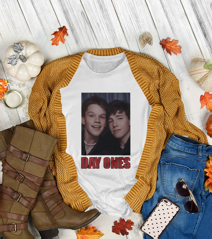 Ben Affleck Matt Damon Day Ones Friends Photobooth Nostalgia T-Shirt