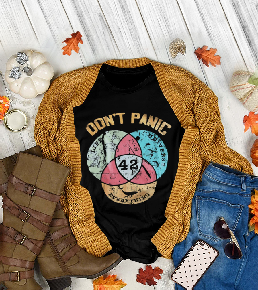 Don't Panic Life Universe Everything 42 Distressed T-Shirt