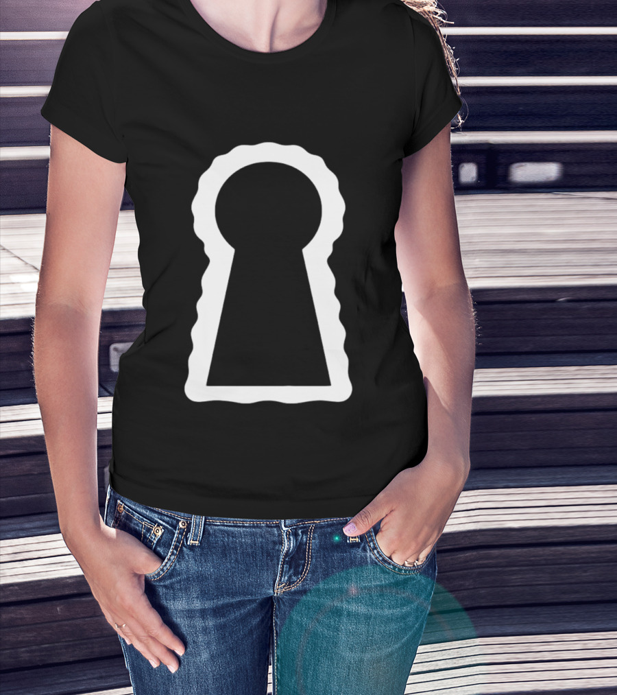 Minimalist Keyhole Secret Door Aesthetic T-Shirt