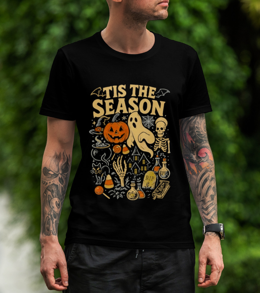 Tis The Season Halloween Pumpkin Ghost Skeleton Bats Candy T-Shirt