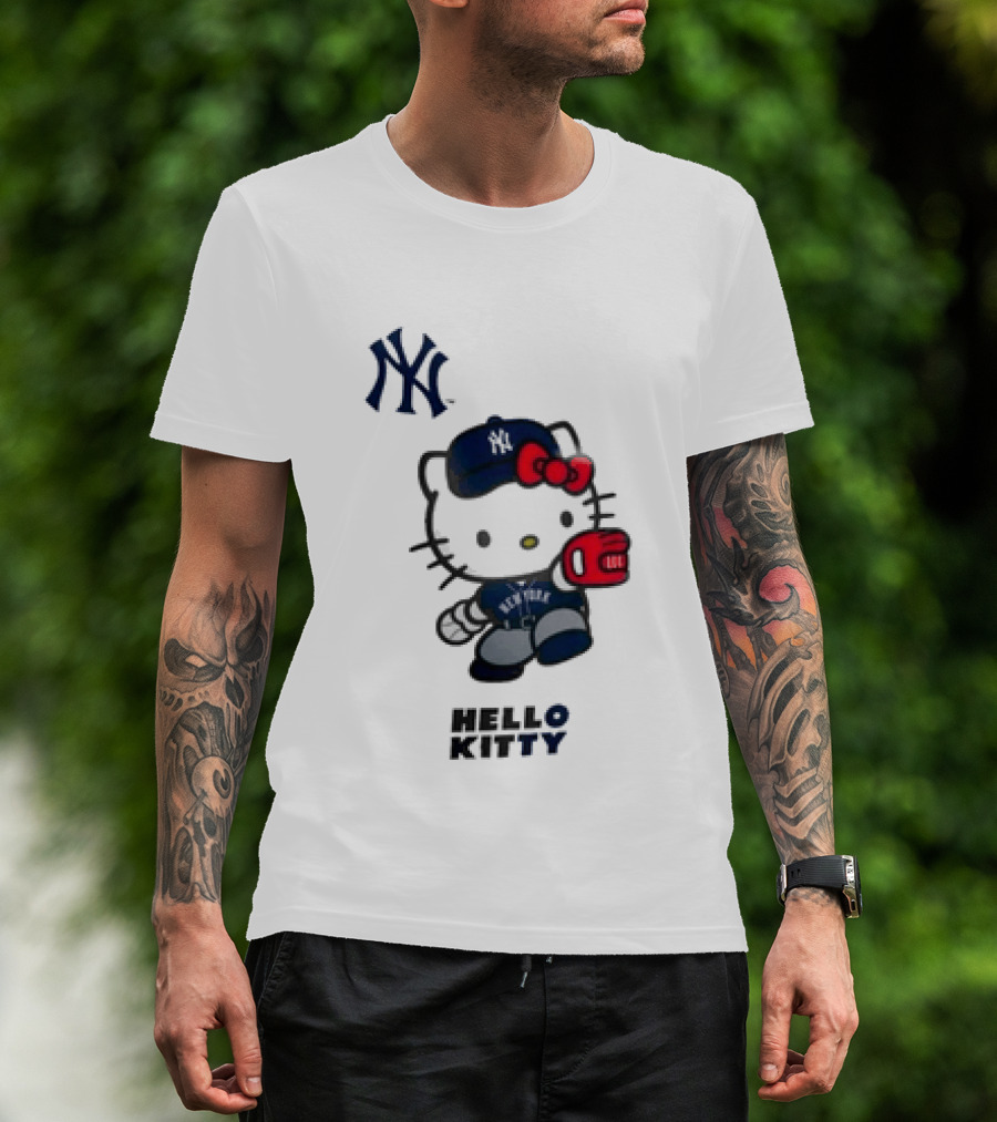 New York Yankees Hello Kitty Baseball Catcher Outfit T-Shirt