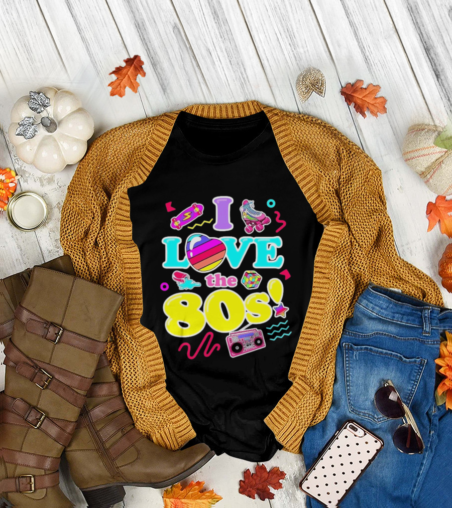 I Love The 80s Nostalgia Roller Skates Boombox Rubik's Cube Retro Fun T-Shirt