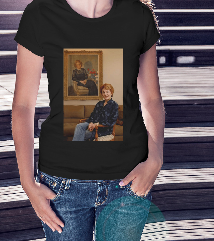 I Don't Know Who The Person In The Image Is. T-Shirt