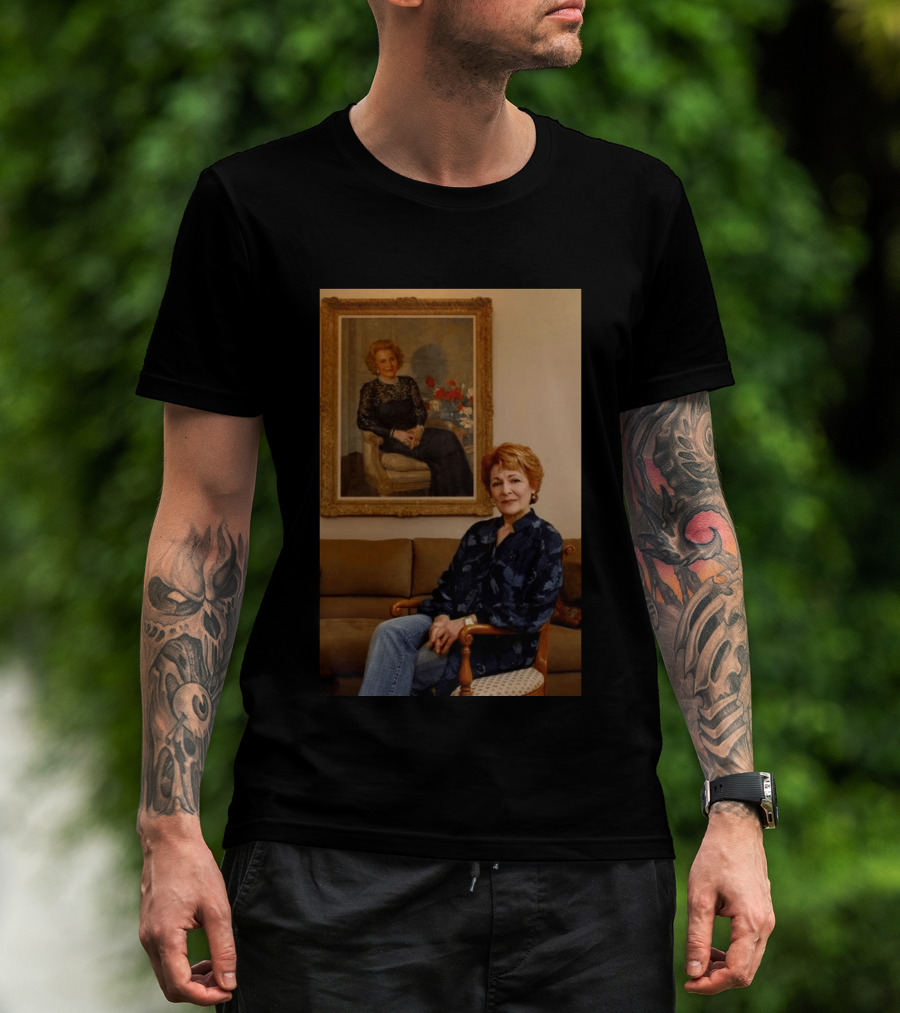 I Don't Know Who The Person In The Image Is. T-Shirt