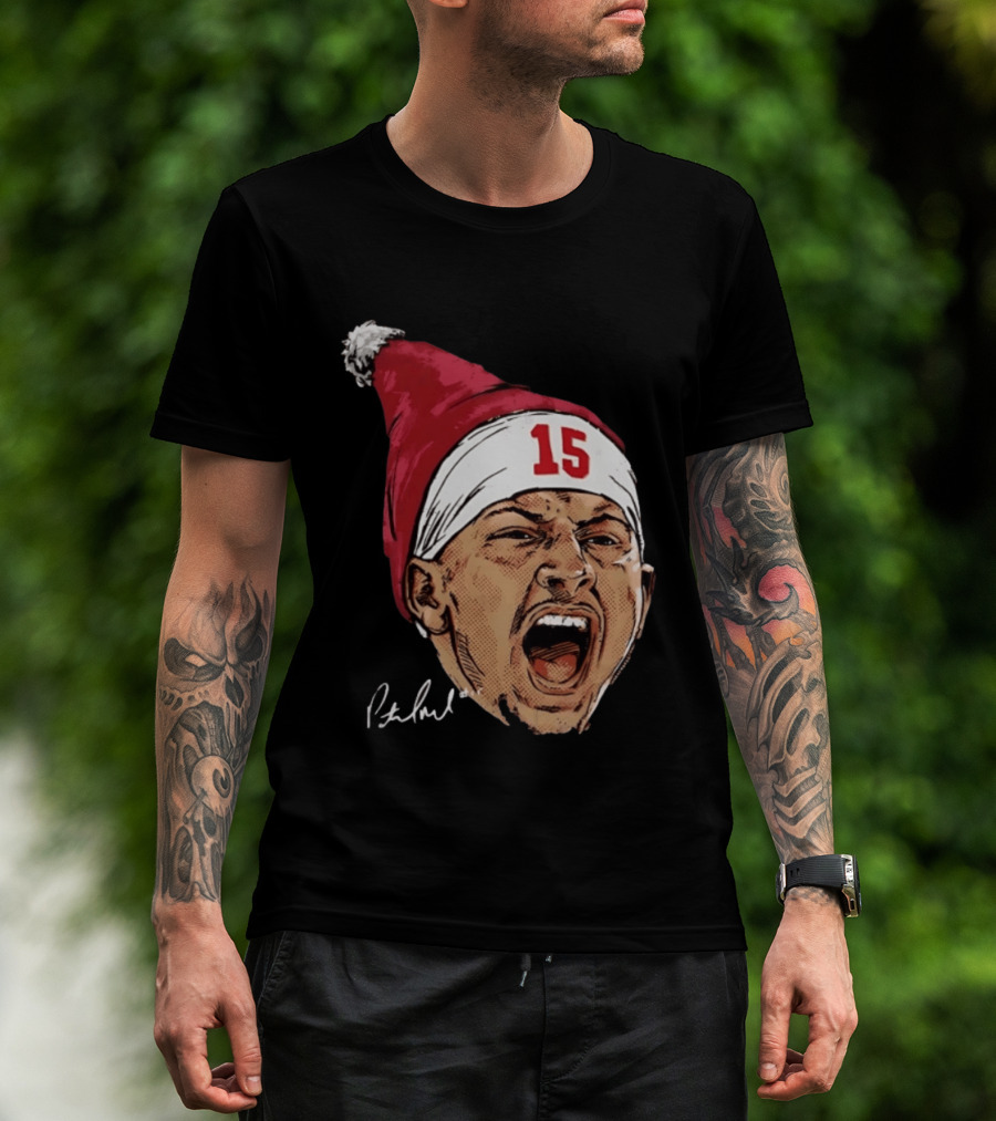 Pat Mahomes Screaming Face Red Santa Hat Number 15 Halftone Caricature T-Shirt