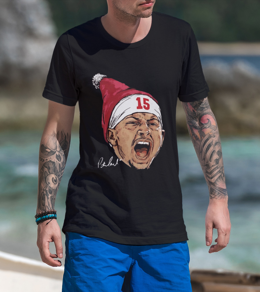 Pat Mahomes Screaming Face Red Santa Hat Number 15 Halftone Caricature T-Shirt