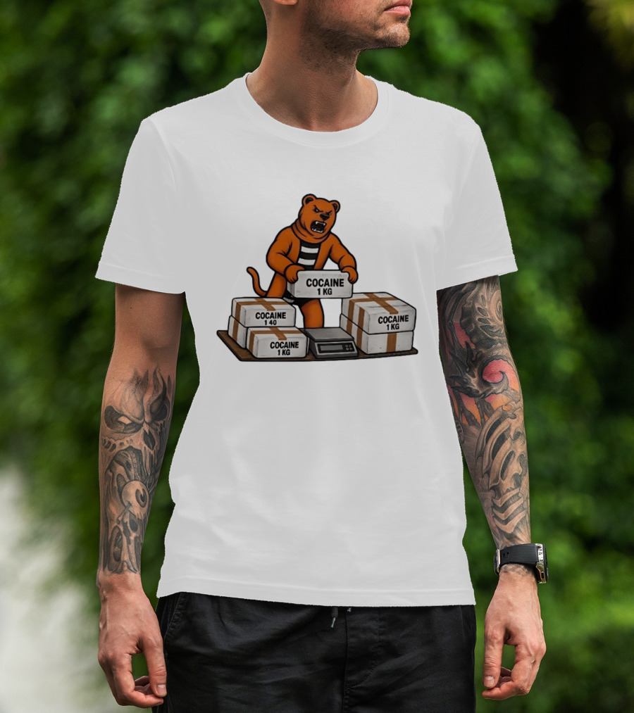 Angry Bear Holding Cocaine 1KG Bricks Meme T-Shirt