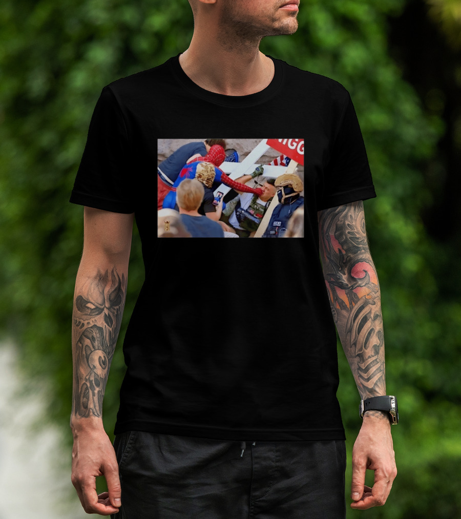 Spider Man Confrontation With Agent Superhero T-Shirt