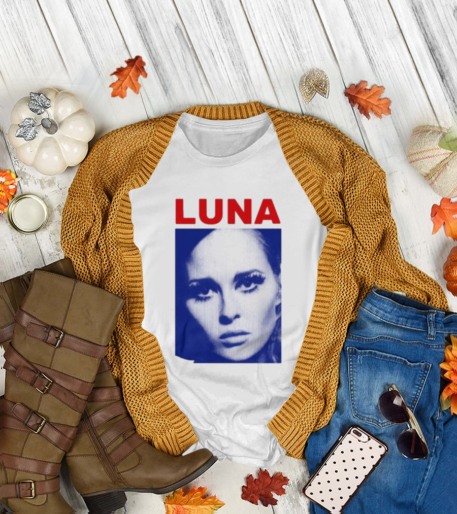 Luna Faye Retro Portrait Image T-Shirt