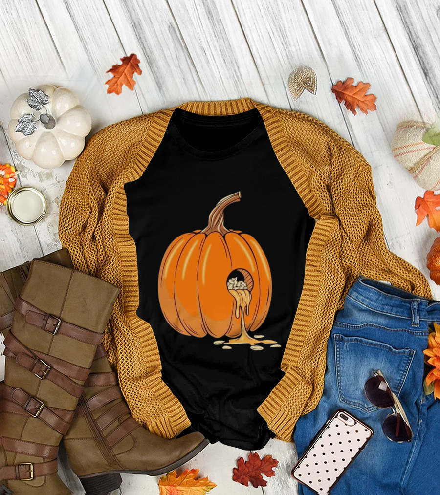 Gourdy Hole Halloween Pumpkin With Seeds Streaming Out T-Shirt
