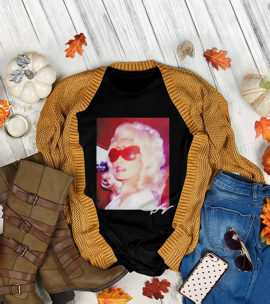 Dolly Parton Iconic Vintage Style With Red Sunglasses T-Shirt