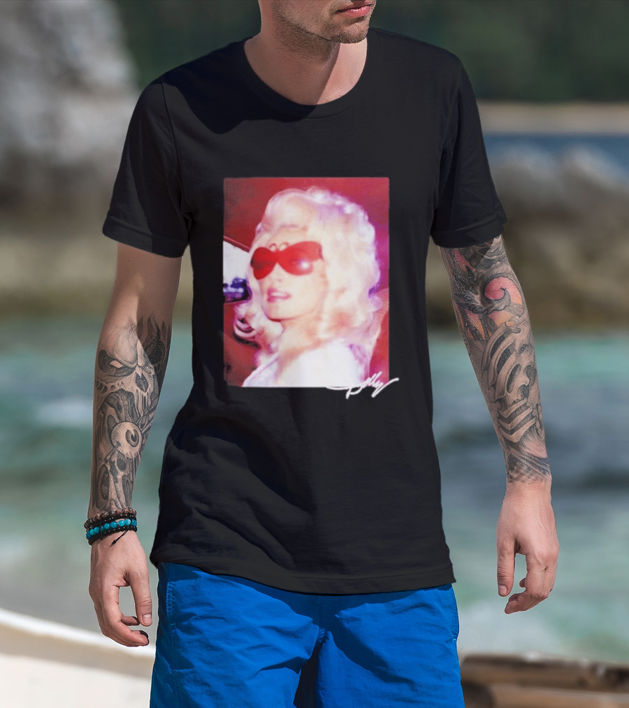 Dolly Parton Iconic Vintage Style With Red Sunglasses T-Shirt