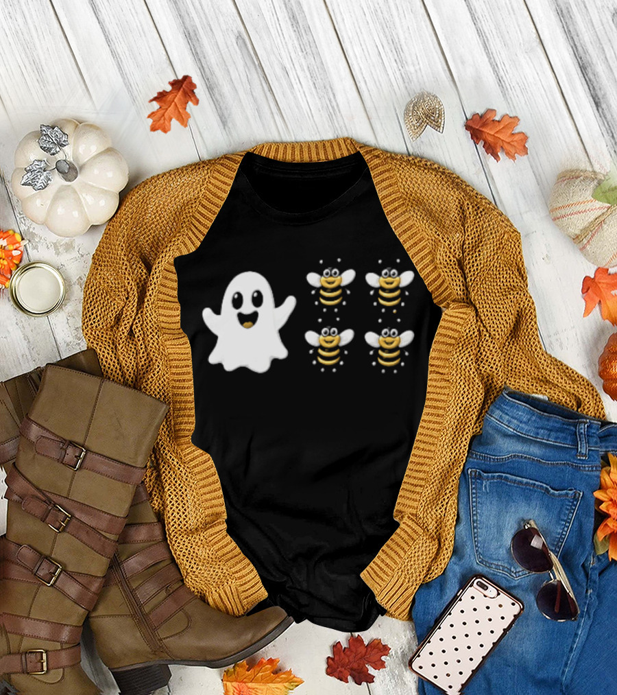 Cartoon White Ghost And Waving Four Bumblebees Cute T-Shirt
