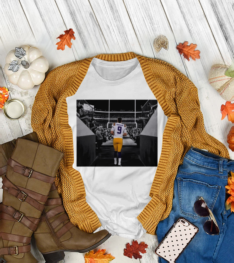 Joe Burrow 9 LSU Tigers Football Quarterback Stadium Entrance T-Shirt