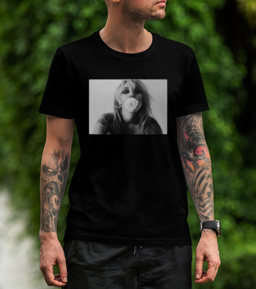Miley Store Bass Persuades Black Bubblegum Pop T-Shirt