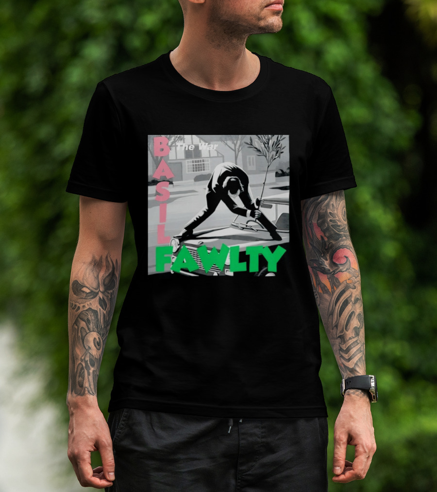 Basil Fawlty The War John Cleese British Comedy Iconic Scene T-Shirt