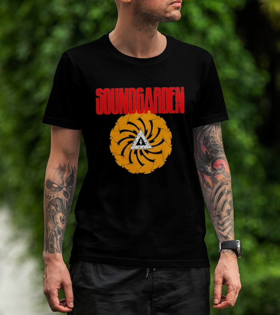 Soundgarden Badmotorfinger Album Grunge Rock Band T-Shirt
