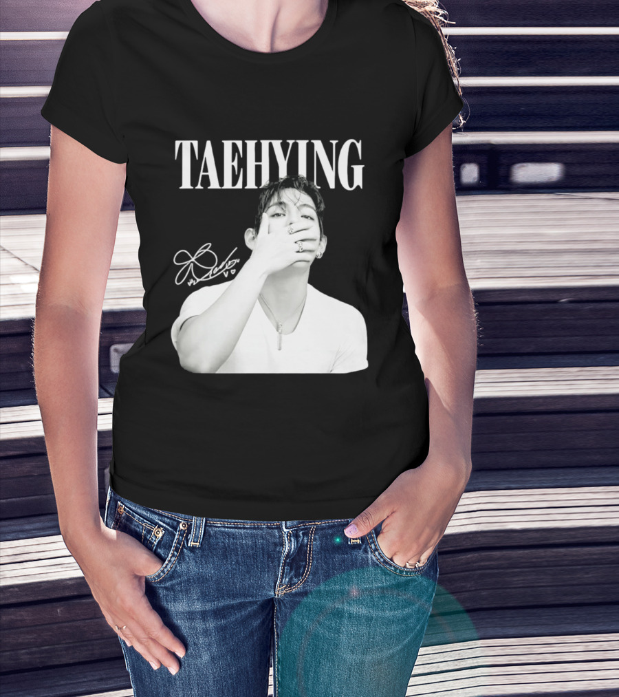 TAEHYUNG BTS V K Pop Fashion Style Signature T-Shirt