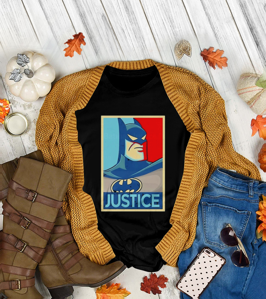 Justice Distressed Batman DC Comics T-Shirt